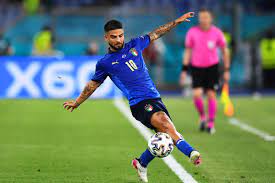 We have crunched the numbers, this means he earns €23,288 ( £19,726) per day and €970 ( £822) per hour! Fc Barcelona Linked With Lorenzo Insigne Barca Blaugranes