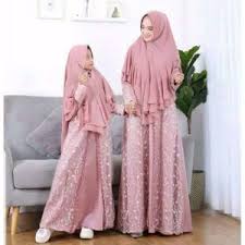 Setelan gamis anak remaja dengan tema hitam. Model Gamis Pesta Couple Selow Baju Gamis Terbaru Online Pakaian Pesta Gaun Anak Perempuan Model Baju Wanita