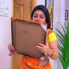 Roja tamil serial actress priyanka nalkar roja serial priyanka nalkar age bio hot images hd photos priyanka nalkar bio wiki hot gallery sun tv. Priyanka Nalkar Saree Navel Show Tamil Tv Hd Caps Roja Indiancelebblog Com