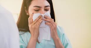 A variante delta do coronavírus é um dos principais motivos do aumento do número de casos da pandemia, mesmo em países onde a vacinação já avançou. Menos Tos Y Mas Secrecion Nasal Asi Son Los Sintomas De La Variante Delta Salud Con Lupa