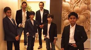 What does hrithik roshan eat? Hrithik Roshan S Quest For Perfect Pic Leaves Son Hrehaan And Hridhaan Feeling Hungry Entertainment News The Indian Express
