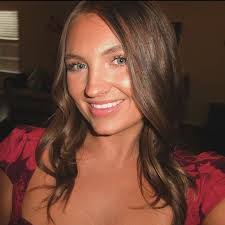 Alyssa Parnell's Instagram, Twitter & Facebook