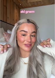 Ski Makeup: Blurring Blush and Sculpting Techniques