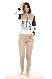 bayan esofman takimlari kapida odeme online satis kapida odemeli ucuz bayan giyim online alisveris sitesi modivera com sportif kiyafetler moda stilleri moda