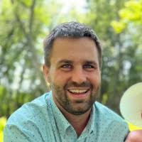 Dustin Bauman's Instagram, Twitter & Facebook