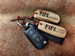 Einige bräuche gehen sogar bis ins späte 19. 32 Vatertag Herrentag Mannertag Ideen In 2021 Vatertag Herrentag Geschenk Papa