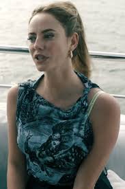 Netflix 'The Diplomat' Season 3: Where to Get Keri Russell's Outfits as  Kate Wyler — Femestella