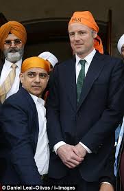 Find out about sadiq khan's family tree, family history, ancestry, ancestors, genealogy, relationships and affairs! Sadiq Khan Isn T Fit To Be Mayor Of London Because Of His Links To Extremists Theresa May Claims Daily Mail Online