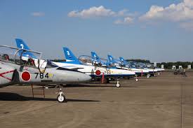 ブルーインパルス ファンネット （blueimpulse fan.net）は航空自衛隊 第4航空団 第11飛行隊「ブルーインパルス」を応援する非営利目的の民間ファンサイトです。高画質な写真とブルーインパルスの解説記事が掲載されています。主役はファンとブルーインパルス。 P Wkn7hkwwhvzm