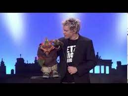 Euer frederic freiherr von furchensumpf. Nett Nett Nett Sascha Grammel Mit Frederick Von Furchensumpf Youtube