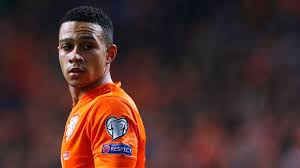 ممفيس ديباي لاعب يعد بالكثير ومع وجود لاعبين كبار كميسي والكون اغويرو فإن نجاحه سيكون معلقا بنجاح الآخرين لأن اليد الواحدة. Ø¯ÙŠØ¨Ø§ÙŠ ÙŠÙƒØ³Ø± ØµÙŠØ§Ù…Ù‡ Ø§Ù„ØªÙ‡Ø¯ÙŠÙÙŠ Ù…Ø¹ Ù‡ÙˆÙ„Ù†Ø¯Ø§ Ø³Ø¨ÙˆØ±Øª 360