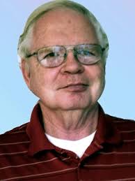 Lost Earth: Michael McCollum: 9781947483194: Amazon.com: Books