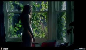 Happy Birthday to Emily Blunt and Her Boobs - Fleshbot