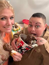 I really like the flavor of the chai, but they are soooo sweet … this might  be dumb but can I order like a blondie with chai … I want the flavors