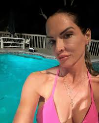 Introducing Dr. Daniela Atencio @dr.atencio, our new aesthetic fellow  starting July 2! ❤️🎓 Her passion for delicate surgery inspired her to  pursue a career in Plastic Surgery which she completed at the