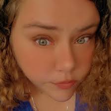 Gotta open up and talk about it. #2bebetterpodcast #2bebetter  #chrisandpeaches #happiness #traditionalwife #love #datingadvice  #relationshipadvice #marriageadvice #communication #personalgrowth #romance