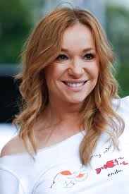 Reparto de Usta Usta (serie 2010). Creada por Mike Bullen, Bartłomiej  Ingaciuk, Maciej Kowalczuk, Michał Gazda, Łukasz Jaworski