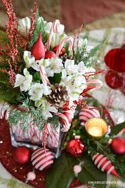 Merry And Bright Candy Cane Christmas Tablescape Christmas Table Centerpieces Diy Diy Christmas Table Christmas Table Decorations