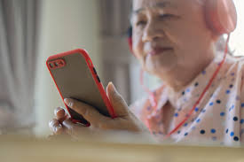 Calls of Joy' program aims to help seniors feel 'seen and heard'