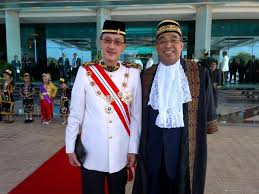 The assembly meets at the sabah state legislative assembly building at likas in the state capital of kota kinabalu. Masidi Manjun A Twitter Bersama Speaker Dewan Undangan Negeri Sabah Sallehsaid Di Istiadat Pembukaan Panggal Kedua Dun Sabah Http T Co 2vyepzgdgw