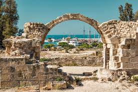 Freuen sie sich auf zimmer mit kostenfreiem wlan, 4 süßwasserpools und einen wellnessbereich. Reise Paphos Zypern Erleben Und Mit Urlaub De Buchen