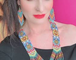 Hermoso collar de calavera, collar, collar de calavera étnica, collar,  collar de cuentas de semillas, collar de cuentas, regalo