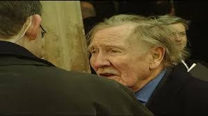 Anne Hart's Instagram, Twitter & Facebook