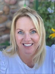 Laura Obrien's Instagram, Twitter & Facebook