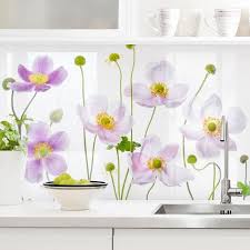 Kuchenruckwand Blumen Auf Weiss In 2020 Klebefieber Kuchenruckwand Wand