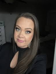 Janice Dortch's Instagram, Twitter & Facebook