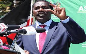 Deputy president william ruto today came face to face with a hostile crowd during the launch of the bbi report and was harassed, heckled and booed while giving his speech. Stop Claiming Uhuru S Projects Cs Munya Tells Dp Ruto The Standard