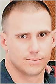 Kari Shoemaker's Instagram, Twitter & Facebook