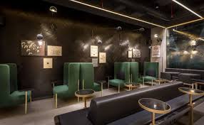 Kahve denince akla ilk gelen kahve markası çoğu zaman starbucks! Jose Subero Kanyon Starbucks Reserve Bar Istanbul Turkey