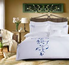 Hotel sheets, hotel towels, institutional bedspreads, wholesale blankets, hotel mattress covers, hotel pillows and more. Super King Size 100 Cotton Or T C Wholesale Hotel Collection Egyptian Cotton Bed Sheets Bedding Set For Home And Hotel Buy Egyptian Cotton Bed Sheets Bedding Set 100 Cotton Or T C Egyptian