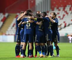 Fenerbahce.org olarak, ziyaretçilerimizin güvenlik haklarını tamamen gözetmekte ve korumaktayız. Turkish Clubs Basaksehir Fenerbahce Report Covid 19 Cases Daily Sabah