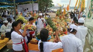 Semoga jadi pasangan yang sempurna, selamat menempuh hidup baru sahabatku. Hari Raya Nyepi 2019 Sudah Dekat Berikut Ucapan Serta Doa Dalam Bahasa Bali Indonesia Dan Inggris Tribun Kaltim