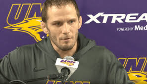 Keegan Moore to Transfer to UNI