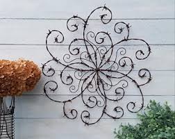 We create a variety of country, farm, outdoor and ranch sculptures. Barbed Wire Decor Etsy