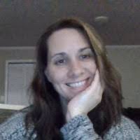 Shannon Beck's Instagram, Twitter & Facebook