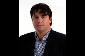 He is an actor and writer, known for luzes nas sombras (1952), alameda da saudade 113. 5 Minutes With Juan Carlos Ortiz Lbbonline