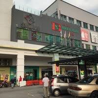 People went there to billion super store for grocery and there are lot of other brands there including diy etc. D Mall Seri Iskandar Bandar Seri Iskandar