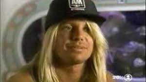 Axl Rose vs Vince Neil