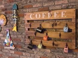 Hiasan dinding ornamen kayu : Hiasan Dinding Dari Kayu Dijamin Keren Abis Blog Ruparupa