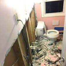 Asbestos is a naturally occurring mineral composed of fibers that can be separated into threads. Demo Of 1945 Bathroom Chance Of Asbestos In Thin Set Doityourself Com Community Forums