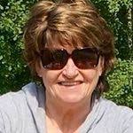 Jeanette Maxie's Instagram, Twitter & Facebook