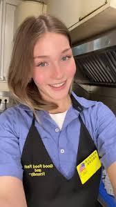 Kelly Taylor Twitter