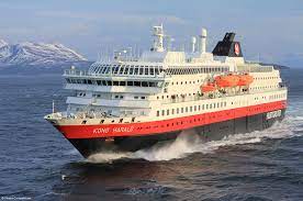 Ferry kong harald ran on rocks at around midnight mar 4 13 in troll fjord en route from bodo to kirkenes, norway, with 258 passengers on 27 photos for cargo and passenger kong harald. Ms Kong Harald Uber 130 Kreuzfahrten 2021 2022 Beim Testsieger Buchen