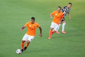 In 14 (82.35%) matches played at home was total goals (team and opponent) over 1.5 goals. Deportivo La Guaira Empato Con Mineiro En El Grupo H De La Copa Libertadores