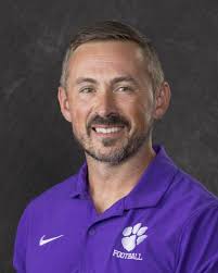 Wayne Groves's Instagram, Twitter & Facebook