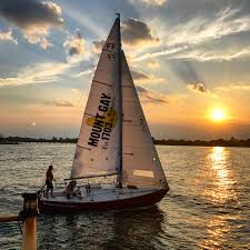Lukas pedersen berg drummer & lyrics: Sailing Songs The Ultimate Sailor S Playlist 12Âº West